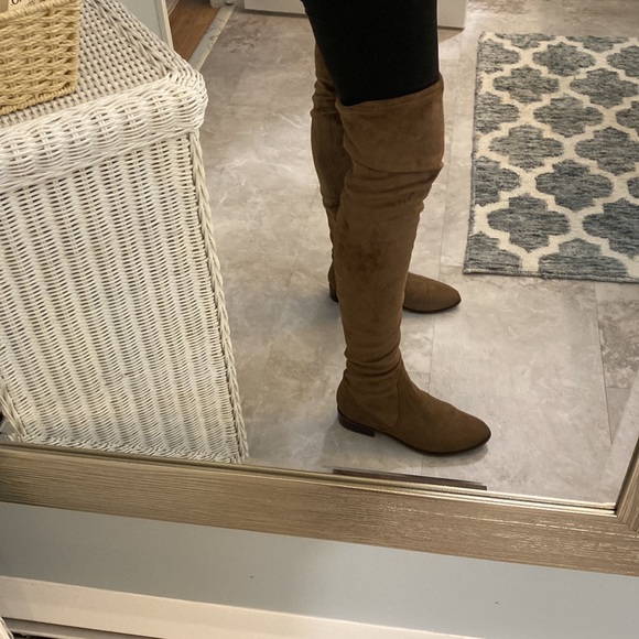 Aldo suede tan knee high boots 6.5 - Picture 2 of 3